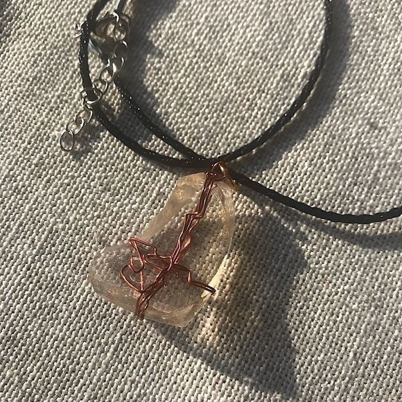 🌊 CLEAR SEAGLASS WIREWRAPPED DRUZY NECKLACE 🌊 - Picture 1 of 6
